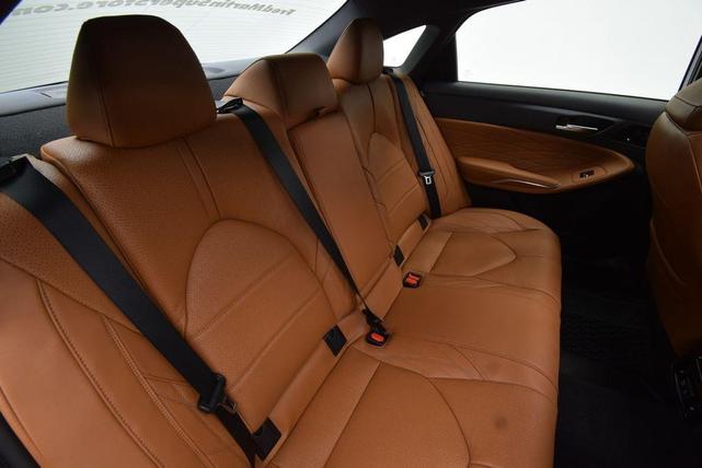 Photo of 2021 Wind Chill Pearl Toyota Avalon Hybrid