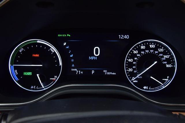 Photo of 2021 Wind Chill Pearl Toyota Avalon Hybrid