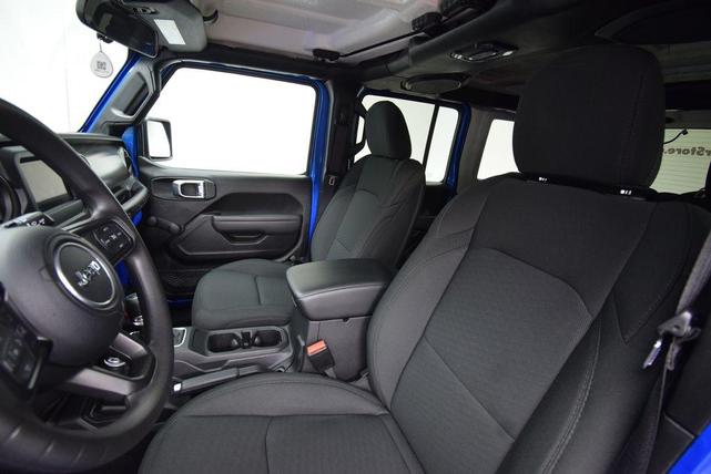 Photo of 2022 Hydro Blue Pearl Jeep Wrangler Unlimited
