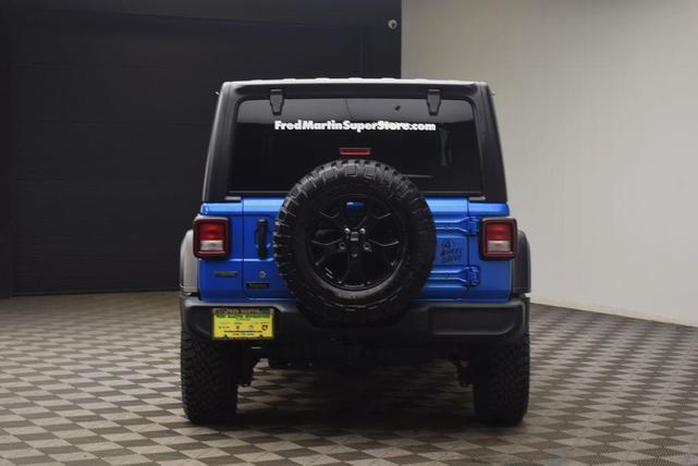 Photo of 2022 Hydro Blue Pearl Jeep Wrangler Unlimited