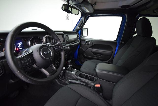 Photo of 2022 Hydro Blue Pearl Jeep Wrangler Unlimited