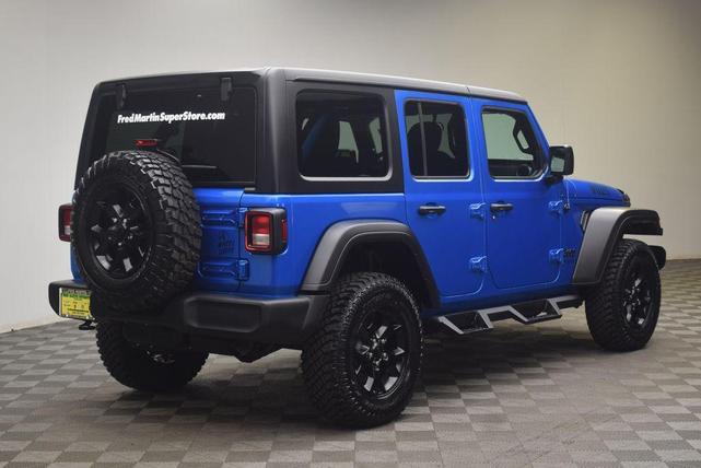 Photo of 2022 Hydro Blue Pearl Jeep Wrangler Unlimited