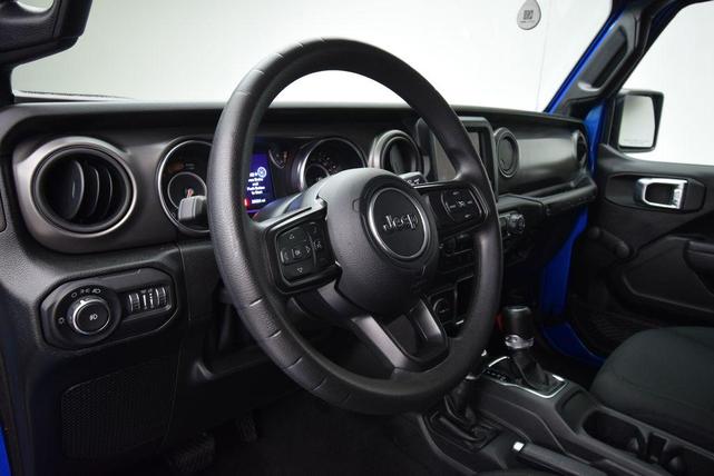 Photo of 2022 Hydro Blue Pearl Jeep Wrangler Unlimited