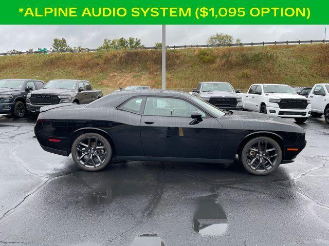 Photo of 2022 Pitch Black Clearcoat Dodge Challenger
