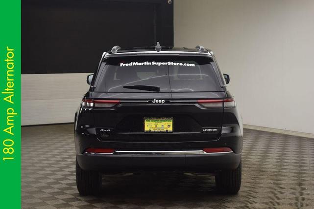 Photo of 2025 Diamond Black Jeep Grand Cherokee