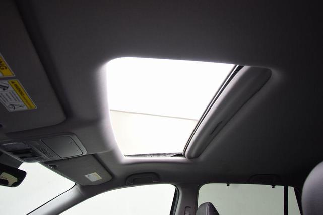 Photo of 2022 Crystal Black Pearl Honda Pilot