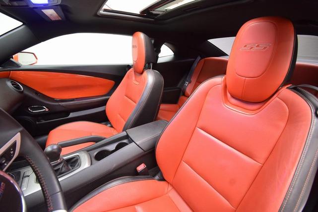 Photo of 2010 Inferno Orange Metallic Chevrolet Camaro