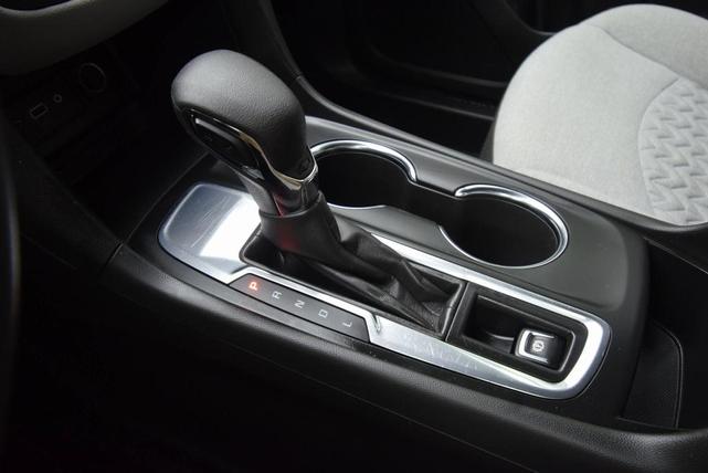 Photo of 2023 Gray Chevrolet Equinox