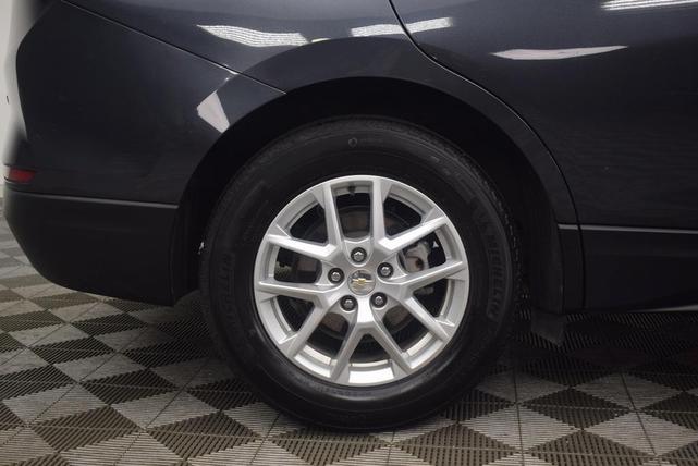 Photo of 2023 Gray Chevrolet Equinox