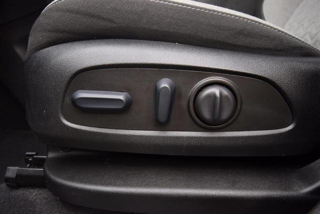 Photo of 2023 Gray Chevrolet Equinox