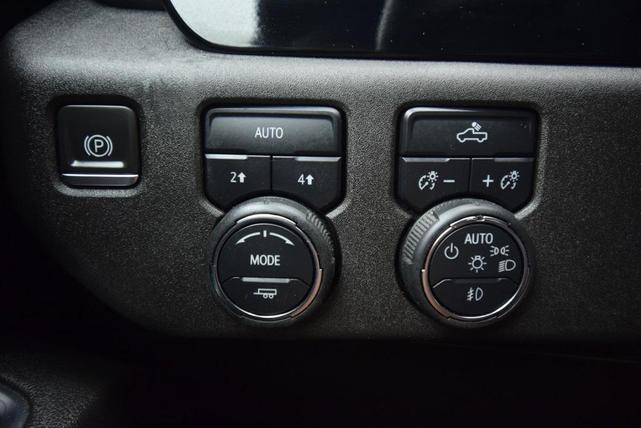 Photo of 2023 Glacier Blue Metallic Chevrolet Silverado 1500