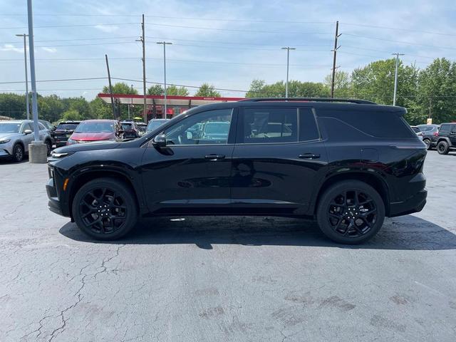 Photo of 2024 Mosaic Black Metallic Chevrolet Traverse