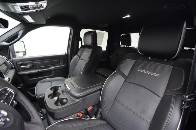Photo of 2025 Granite Crystal Clearcoat Metallic RAM 2500