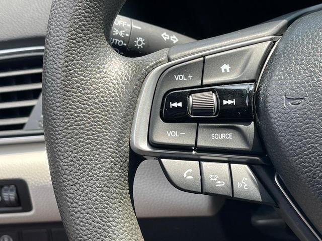 Photo of 2018 Radiant Red Metallic Honda Accord