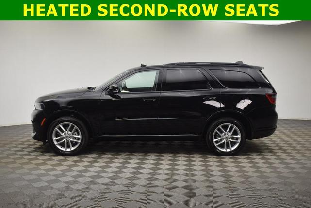 Photo of 2024 DB Black Crystal Clearcoat Dodge Durango