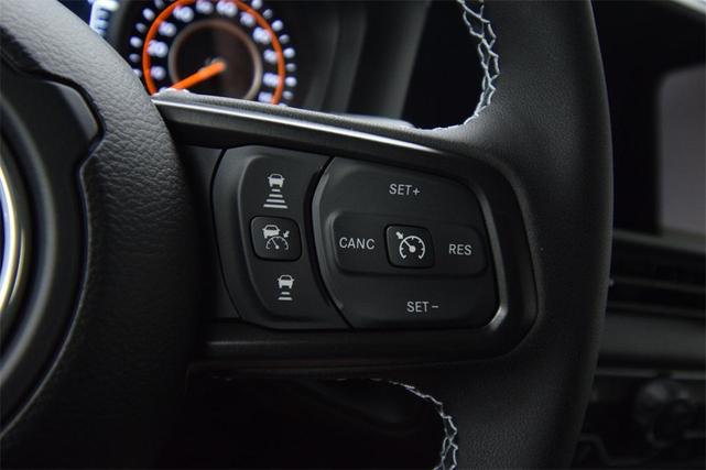 Photo of 2025 Hydro Blue Pearlcoat Jeep Gladiator