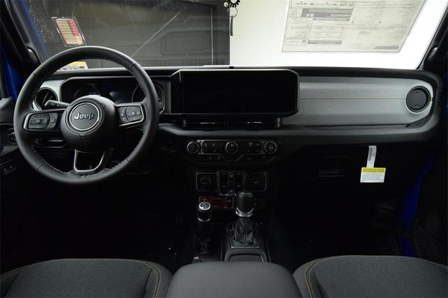 Photo of 2025 Hydro Blue Pearlcoat Jeep Gladiator