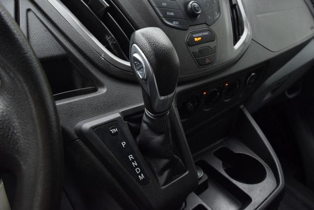 Photo of 2018 Oxford White Ford Transit-250