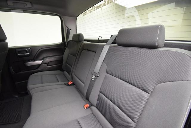 Photo of 2018 Red Chevrolet Silverado 1500