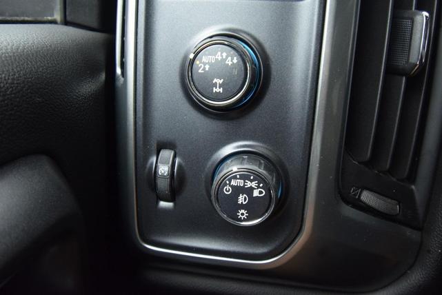 Photo of 2018 Red Chevrolet Silverado 1500