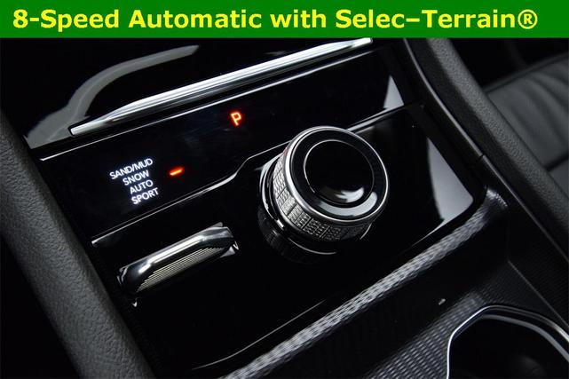 Photo of 2025 Metallic Jeep Grand Cherokee L