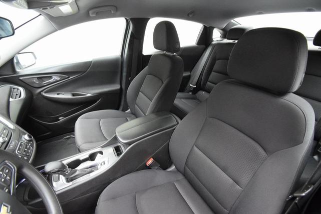 Photo of 2023 Summit White Chevrolet Malibu