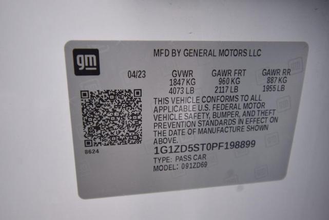 Photo of 2023 Summit White Chevrolet Malibu