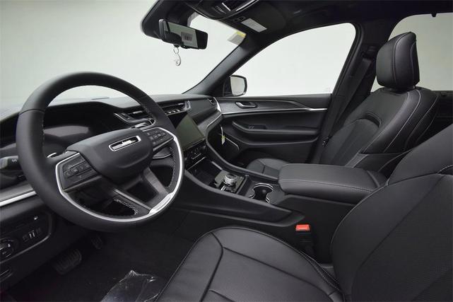Photo of 2025 Diamond Black Jeep Grand Cherokee 4xe