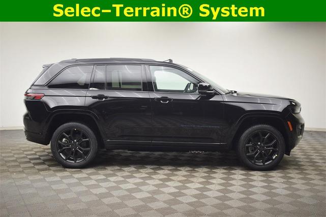 Photo of 2025 Diamond Black Jeep Grand Cherokee 4xe