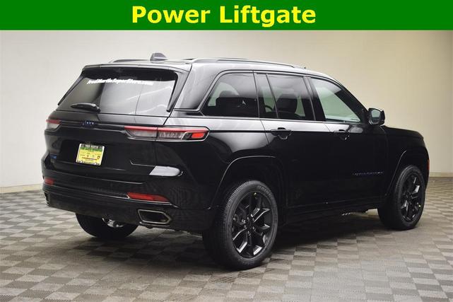 Photo of 2025 Diamond Black Jeep Grand Cherokee 4xe