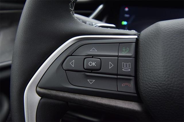 Photo of 2025 Metallic Jeep Grand Cherokee 4xe