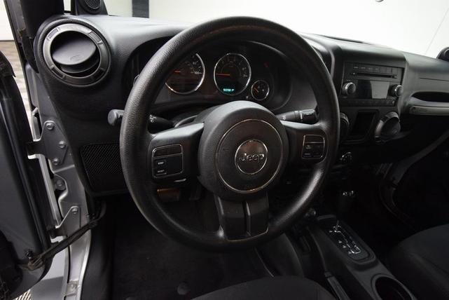 Photo of 2014 Billet Clearcoat Metallic Jeep Wrangler Unlimited
