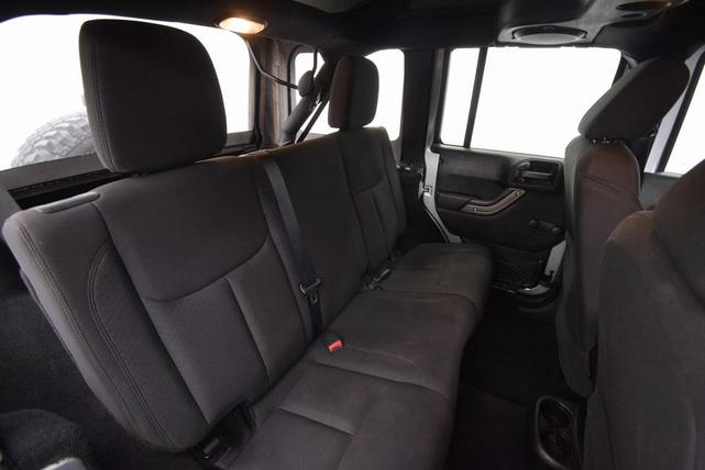 Photo of 2014 Billet Clearcoat Metallic Jeep Wrangler Unlimited