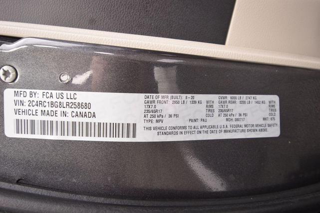 Photo of 2020 Granite Crystal Clearcoat Metallic Chrysler Pacifica