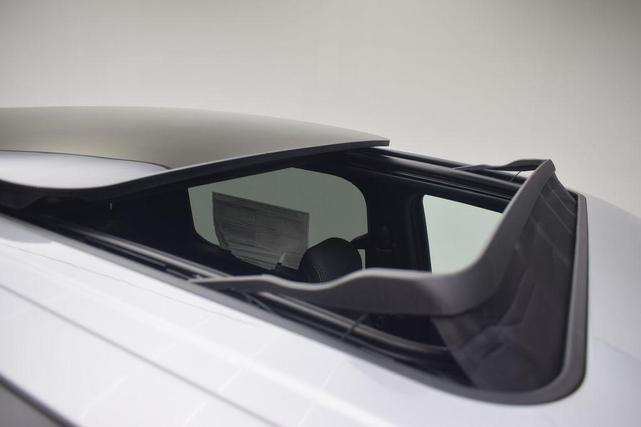 Photo of 2026 Billet Silver Metallic Clearcoat RAM 1500