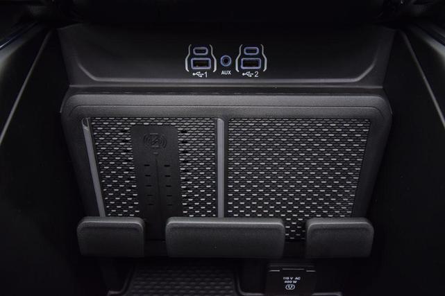 Photo of 2026 Billet Silver Metallic Clearcoat RAM 1500