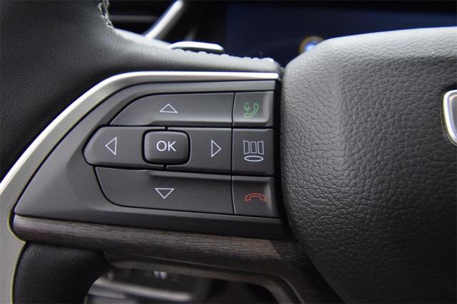 Photo of 2025 Metallic Jeep Grand Cherokee 4xe
