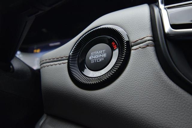 Photo of 2025 Hydro Blue Pearlcoat Jeep Compass