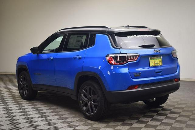 Photo of 2025 Hydro Blue Pearlcoat Jeep Compass