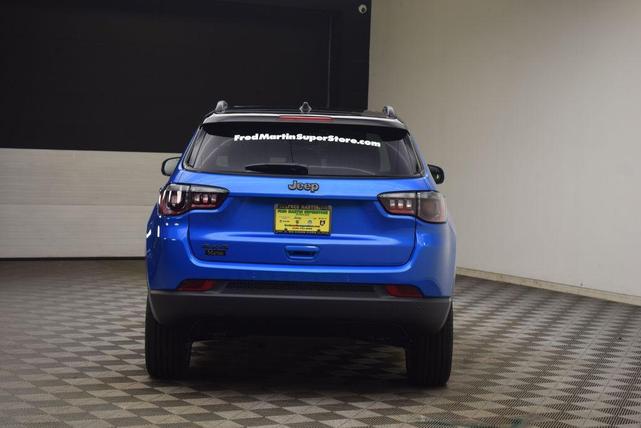 Photo of 2025 Hydro Blue Pearlcoat Jeep Compass