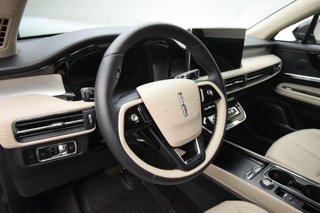 Photo of 2025 Gray Metallic Lincoln Corsair