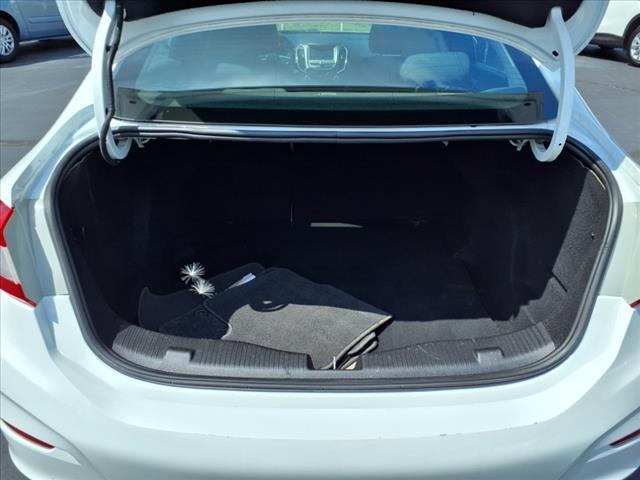 Photo of 2017 Summit White Chevrolet Cruze