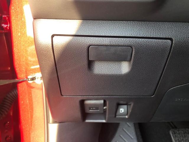Photo of 2025 Ruby Flare Pearl Toyota Highlander