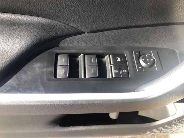 Photo of 2024 Ice Cap Toyota RAV4