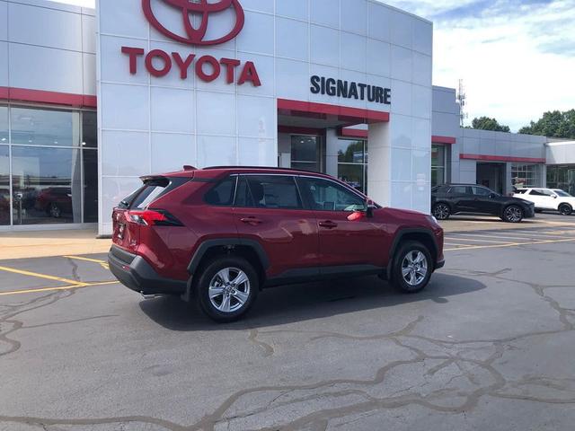 Photo of 2025 Ruby Flare Pearl Toyota RAV4