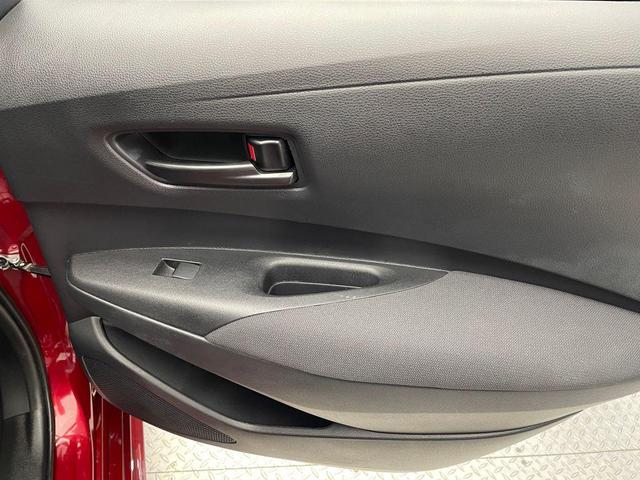 Photo of 2025 Pearl Toyota Corolla
