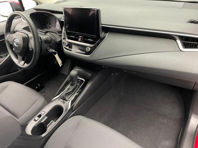 Photo of 2025 Pearl Toyota Corolla