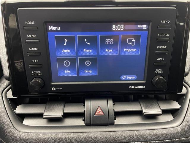 Photo of 2021 Super White Toyota RAV4