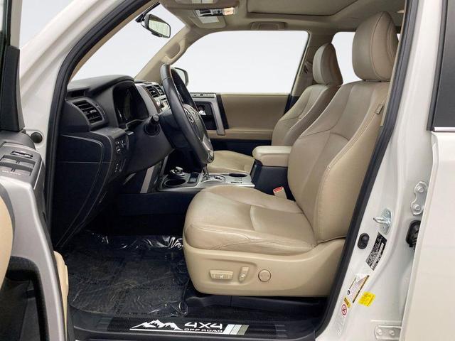 Photo of 2019 Blizzard Pearl Toyota 4Runner