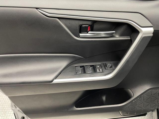 Photo of 2024 Silver Sky Toyota RAV4 Hybrid